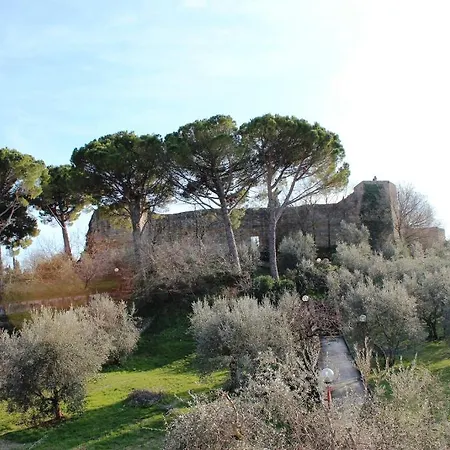 La Mandragola Bed & Breakfast 2*