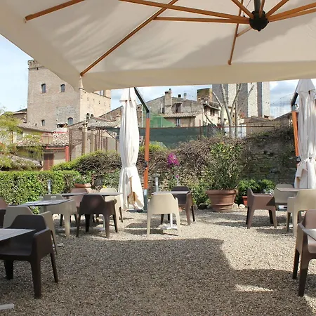 La Mandragola Bed & Breakfast 2*
